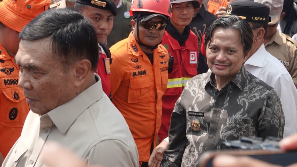 Menko Polkam Tinjau Karhutla di Kalsel, Pastikan Penanganan Maksimal dan Optimistis Titik Api Terkendali 1 IMG 20260801 WA0060