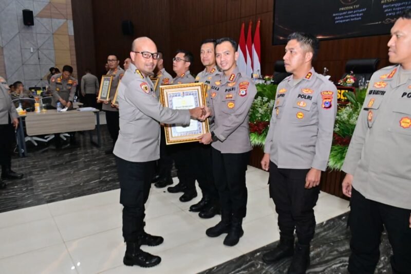 Polresta Banjarmasin Raih Predikat Pelayanan Publik Prima dari Kapolri, Bukti Komitmen Layani Masyarakat 1 IMG 20260804 WA0022 e1785826869265