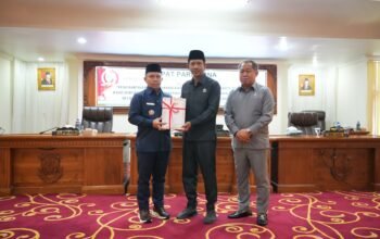 Bupati Tapin Ajukan Raperda Perubahan APBD 2026 5 IMG 20260806 WA0032