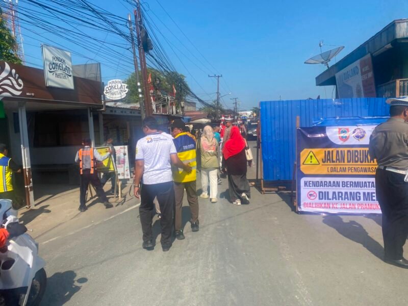 Jalan Veteran Sungai Lulut Dibuka Kembali, Kendaraan di Atas 6 Ton Masih Dibatasi 1 IMG 20260807 WA0017 e1786082290865