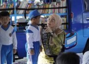 Belajar tak Harus di Kelas, Bunda PAUD Ajak Anak Kenal Literasi di Taman Jahri Saleh