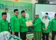 PKB Kalsel Serahkan SK 13 DPC, Konsolidasi Struktur Dikebut