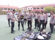 Pastikan Siap Hadapi Dinamika Lapangan, Kapolresta Banjarmasin Cek Peralatan Dalmas