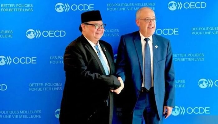 Kepastian Hukum, Investasi, dan Upaya Indonesia Menuju OECD