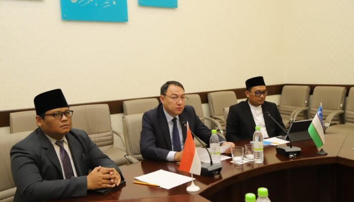 Dua Akademisi dan Hafizh IIQ Jakarta Raih Imam Bukhari International Scholarship 2026
