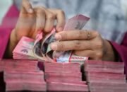 Rupiah Menguat Dipengaruhi Respons Positif Pasar atas Pidato Presiden
