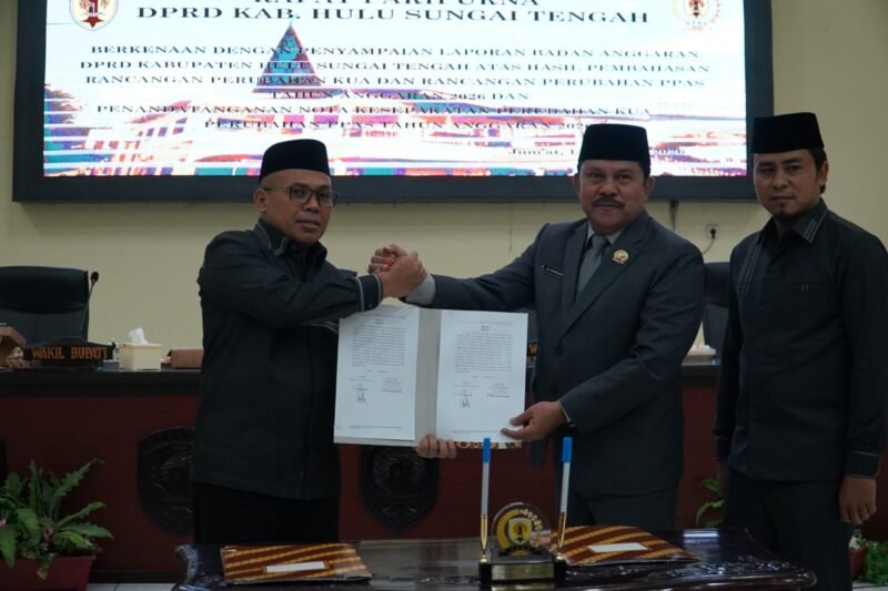 DPRD HST Perubahan KUA-PPAS 2026 Disepakati, Pemkab Fokus Jaga Pembangunan dan Layanan Publik 1 IMG 20260815 WA0017 e1786764352897