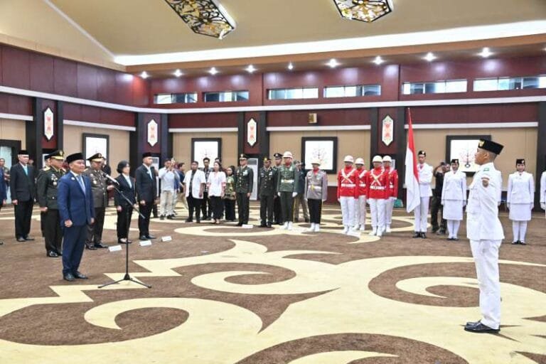 Gubernur Kalteng Kukuhkan Paskibraka, Ucapkan Ikrar Kesetiaan 1 IMG 20260816 WA0026
