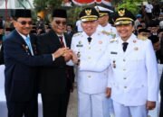 Kehadiran Paman Birin Hangatkan Suasana Upacara HUT ke-81 RI