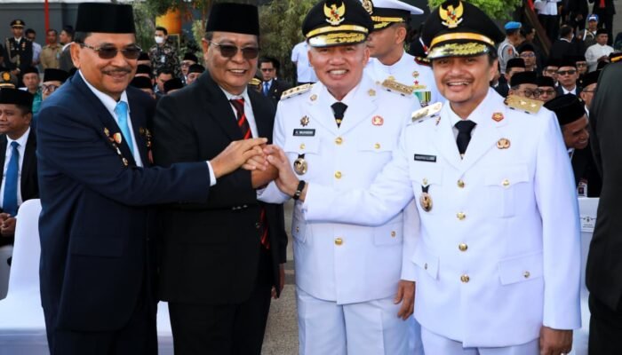 Kehadiran Paman Birin Hangatkan Suasana Upacara HUT ke-81 RI