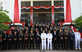 Peringati HUT ke-81 RI, Kemenkum Kalsel bersama Pemprov Kalsel Kobarkan Semangat Kemerdekaan 4 IMG 20260818 WA0019
