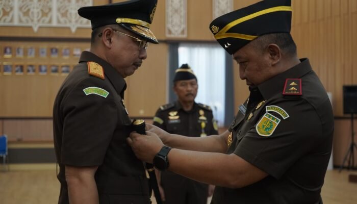 Perkuat Penegakan Hukum, Kajati Kalteng Lantik Wakil Kepala Kejaksaan Tinggi