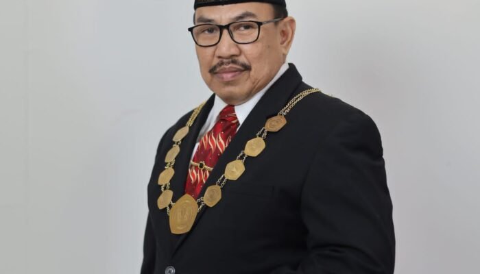 Kabut Asap Makin Pekat, Rektor Uniska Ingatkan Mahasiswa Waspada di Jalan