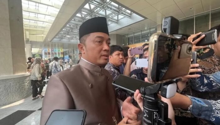 Mensesneg Bantah Kabar Haji Isam Jadi Koordinator Penanganan Karhutla
