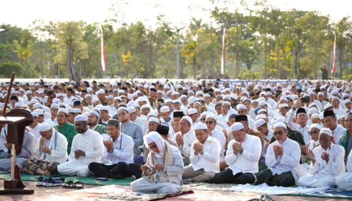 Bupati Dan Wakil Bupati Tapin Shalat Istisqa Minta Hujan Bersama Para Ulama, Habaib dan Pelajar 3 IMG 20260824 WA0028