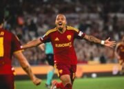 Hattrick Donyell Malen Bawa Roma Bantai Fiorentina 4-0