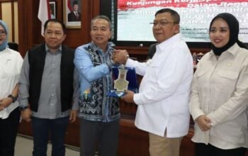 Sekda Kalsel: Penanganan Karhutla Perlu Dukungan Lintas Kementerian 7 IMG 20260829 WA0014 1