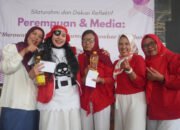 Seru dan Penuh Keakraban, Evi Wartawan Duta TV Raih Kostum Terbaik di Acara FJPI Kalsel