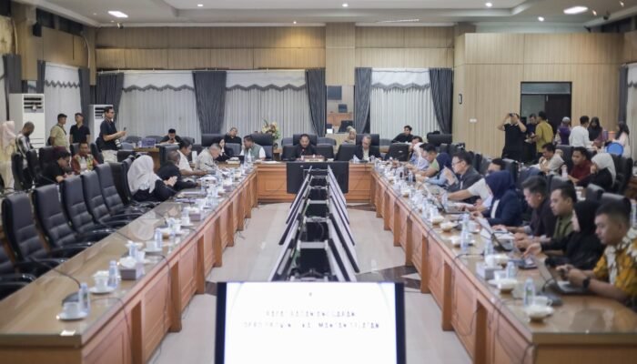 Banggar DPRD Kalsel Matangkan Perubahan APBD 2026, Perkuat Program Prioritas dan Pelayanan