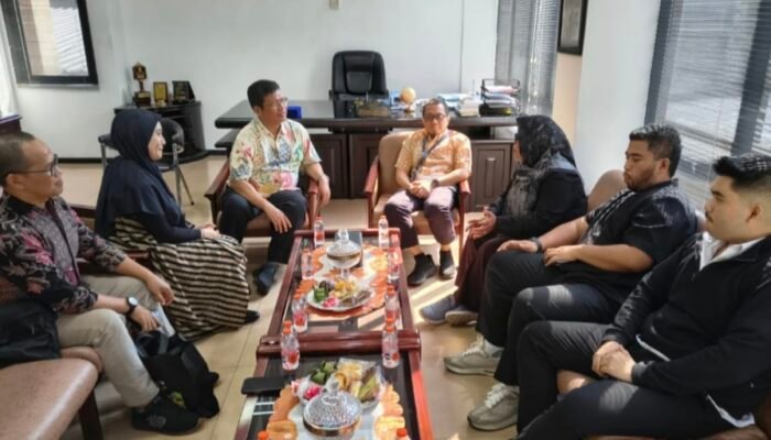 Kanwil DJP Kalselteng dan Kalimantan Post Perkuat Kerja Sama Edukasi Perpajakan