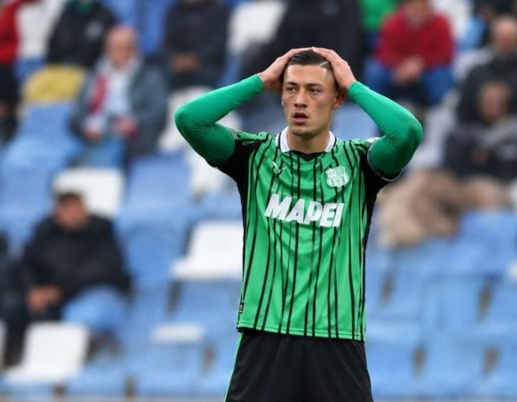 Jay Idzes Duduk Manis di Bangku Cadangan, Sassoulo Bungkam Cesena 3-0 di Coppa Italia 1 IMG 20260818 072544
