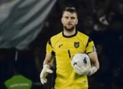 Maarten Paes Cadangan, Ajax Bungkam Sion 5-3 dan Lolos ke Babak Utama Liga Conference