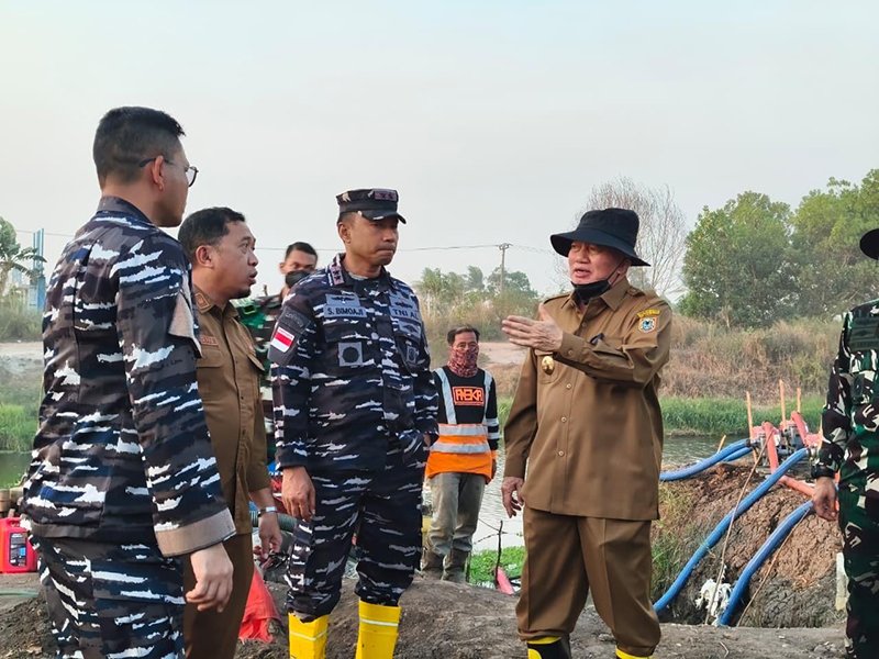 1 3 klm 4 cm Hutan lindung