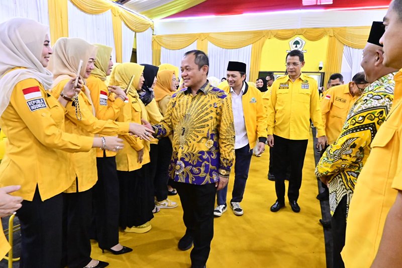 1 3 klm golkar