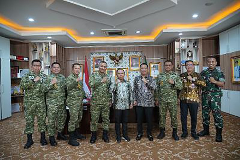 Pemkab Tapin dan Sesko TNI Perkuat Koordinasi Pencegahan Karhutla 1 Hal 12 Tapin 35 klm 3