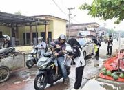 Mahasiswa Universitas Sapta Mandiri Bagikan Masker