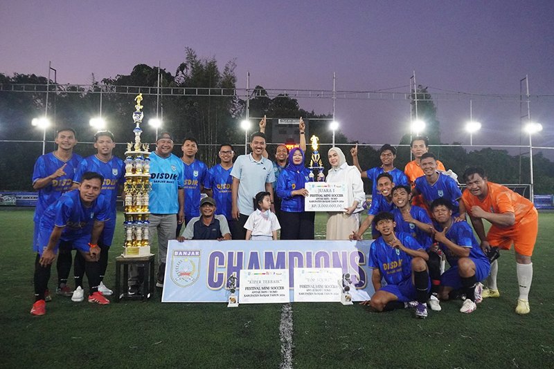Hal 4 4 KLM Martapura Juara Mini Soccer