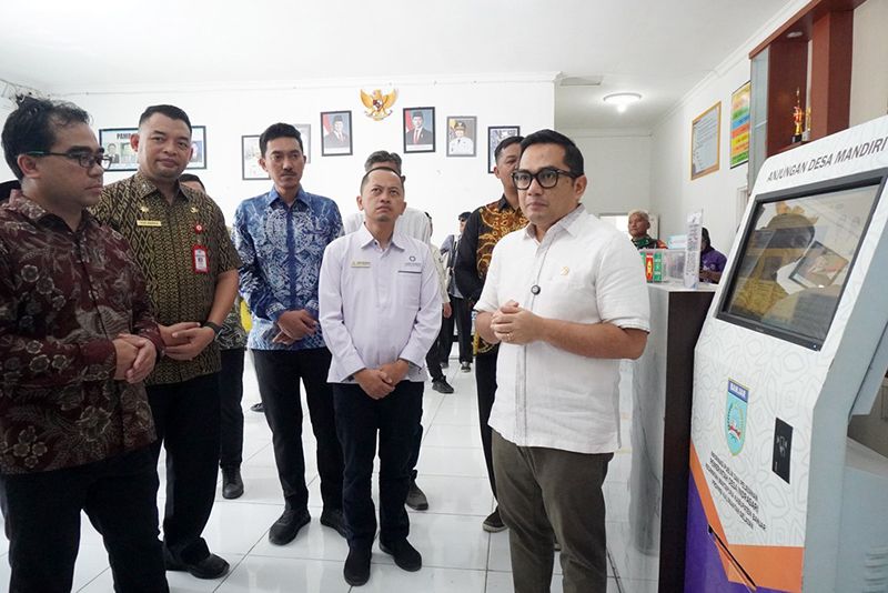 Hal 4 4 KLM Martapura Kunjungi Indrasari