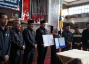 Rapat Paripurna DPRD Kotabaru Raperda Perubahan APBD 2026 Disetujui Menjadi Perda