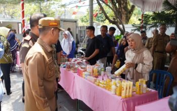 Ratusan Warga Serbu 500 Paket Sembako Murah di Halaman Kejari Banjarmasin 5 IMG 20260901 WA0051