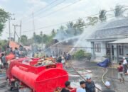 Si Jago Merah Mengamuk Siang Hari, Dua Rumah dan Mobil Terbakar