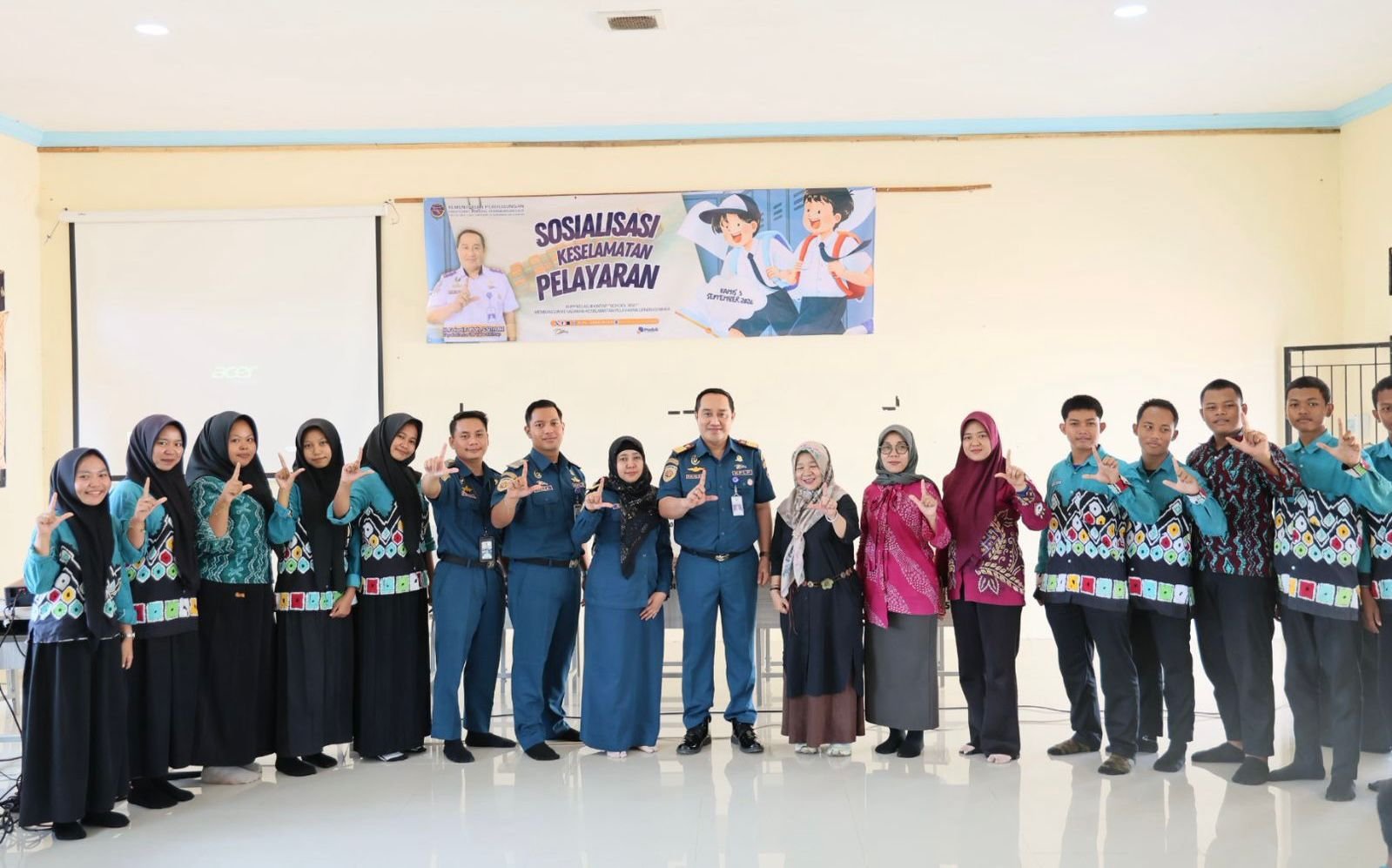 UPP Kintap Goes to School, Tanamkan Budaya Keselamatan Maritim di SMKN 1 Kintap 1 IMG 20260903 WA0059