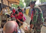 Pemkab HST dan Kodim HST Gerakkan Kepedulian di Pasar Barabai Dari Sampah
