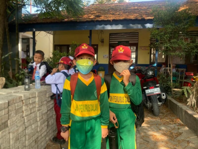 Kabut Asap Makin Pekat, Sekolah di Banjarmasin Beralih ke PJJ Selama Tiga Hari 1 IMG 20260905 WA0013 1 e1788600253868