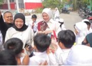 Udara Kategori Berbahaya, Pemko Banjarmasin Bagikan Masker untuk Pelajar