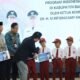 Komisi II DPR RI Dorong Pemerataan Pendidikan Sekaligus Serahkan Sertifikat Tanah