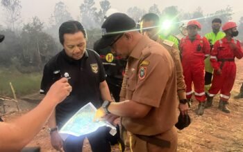 Wagub Hasnuryadi Tinjau Pemadaman Karhutla Guntung Damar, Tim Gabungan Terus Kepung Titik Api 4 IMG 20260908 WA0085