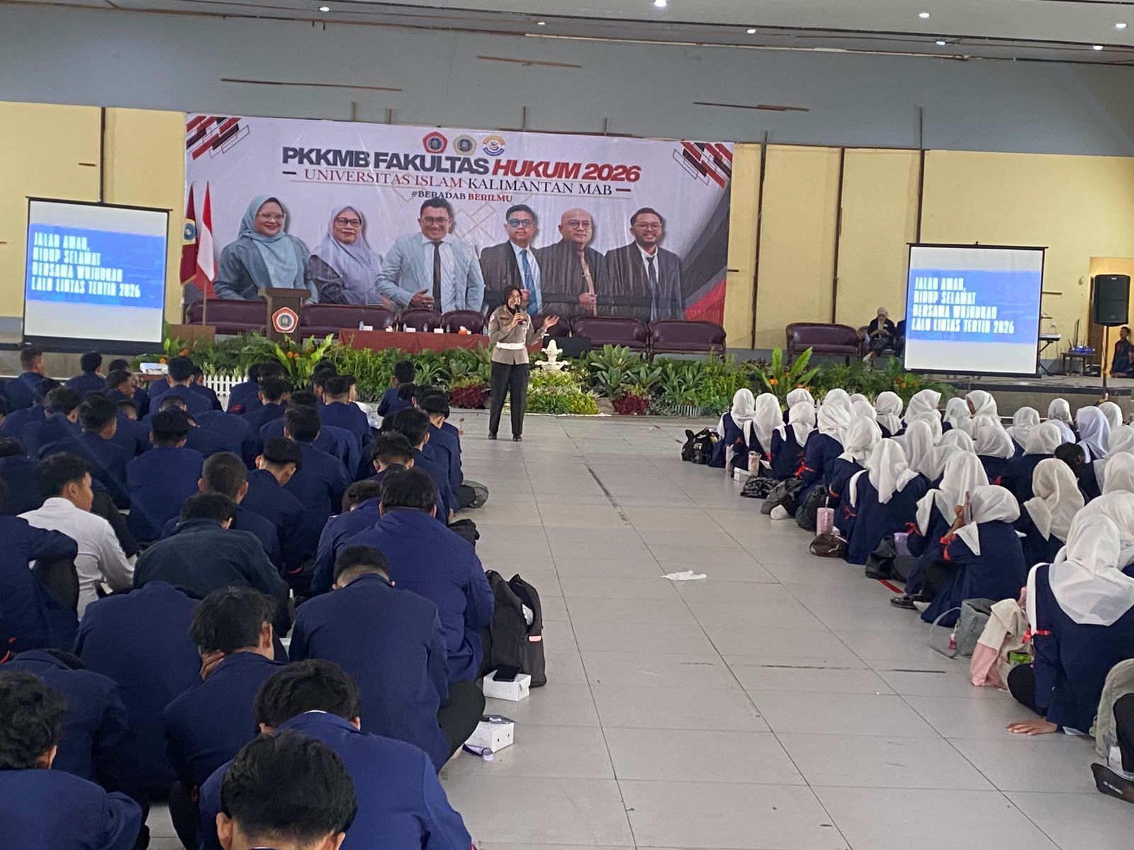 570 Maba FH Uniska Padati PKKMB, Dekan Sentil, Jangan Kuliah Cuma Kejar Ijazah 1 IMG 20260910 WA0007 1