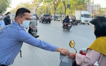 Pegadaian Bagikan 2.200 Paket Kesehatan di Tengah Kabut Asap Kalimantan Selatan dan Kalimantan Tengah 4 IMG 20260901 010740
