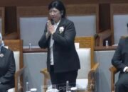 Rapat Paripurna DPR Setujui Destry, Aida, dan Solikin Pimpin BI