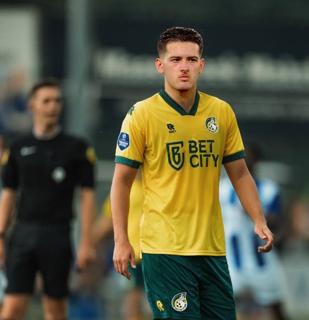 Justin Hubner Dapat Kartu Kuning Saat Sittard Permalukan ADO 3-2, Mees Hilgers Belum Main Heerenveen Kalah 1 IMG 20260907 114534